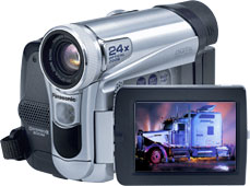 ÷ифрова¤ видеокамера Panasonic NV-GS15GC-S